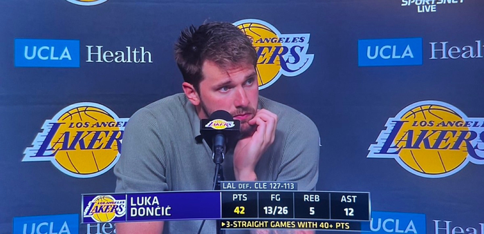 东契奇盛赞拉拉维亚：关键拼图助力球队突围