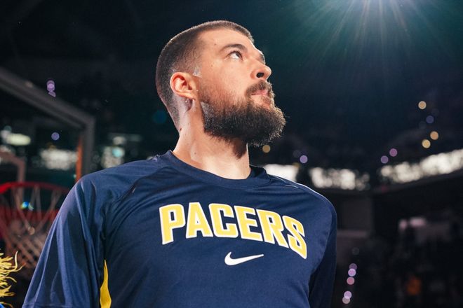 祖巴茨步行者首秀8+6获赞 快船2换5交易双赢