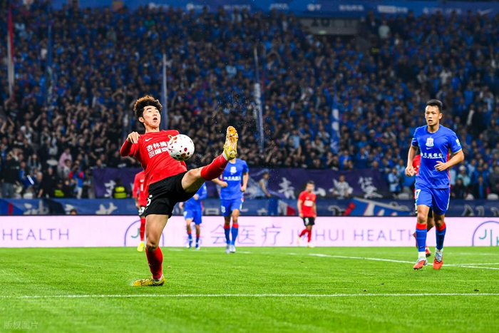 申花3-1力克辽宁铁人 李金羽怒斥三将表现欠佳