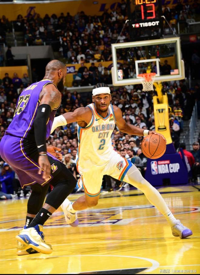 雷霆大胜湖人詹姆斯直言开局失误成胜负关键