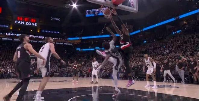 开拓者逆转马刺，75人重创凯尔特人，西部格局全